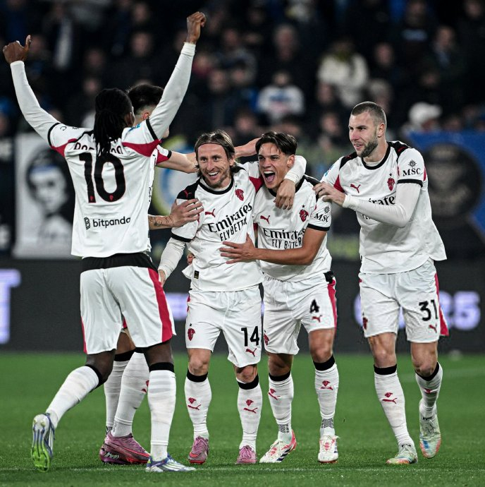 爱游戏官网首页 -郭艾伦复出cba总决赛